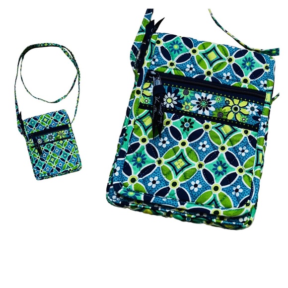 Vera Bradley Handbags - Vera Bradley Daisy Daisy Retired Mini Hipster Crossbody Bag Purse Blue